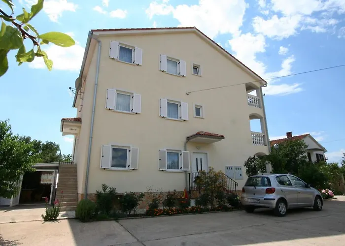 Apartament Znidarec *