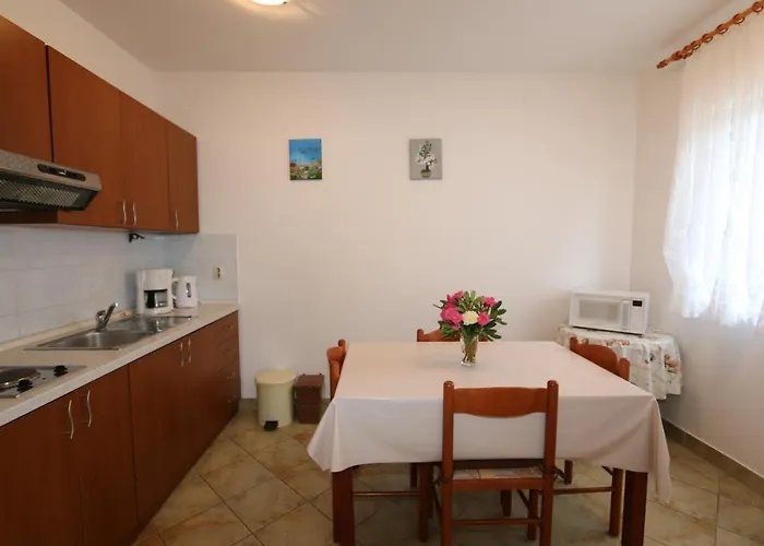 Znidarec Apartament *